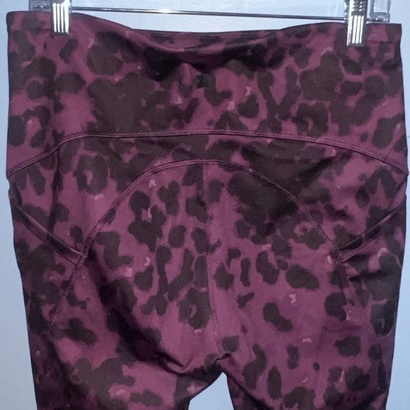 All in motion- Cheetah print leggings - Picture 4 of 6